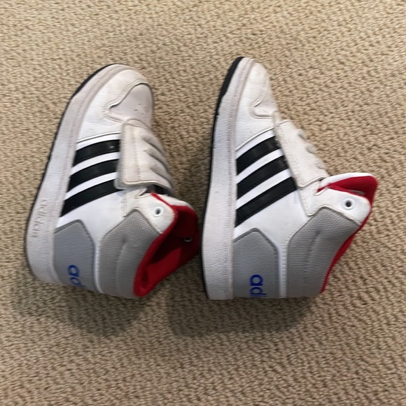 Kids White and black Adidas High Tops. Velcro- size 9T - Picture 7 of 7